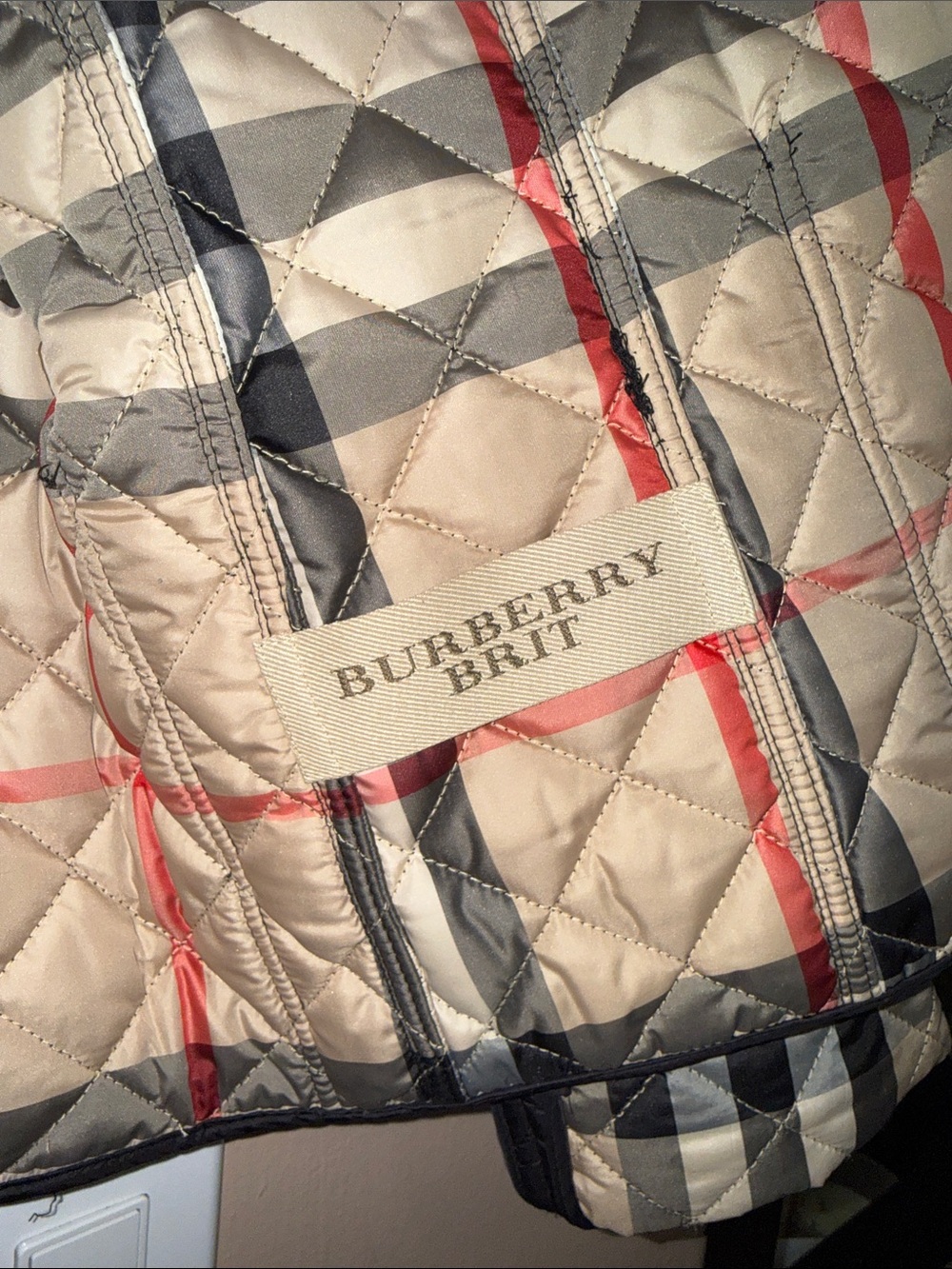 Burberry Black Quilted Lightweight Jacket with Signature Check Cuffs - Picture 6 of 12